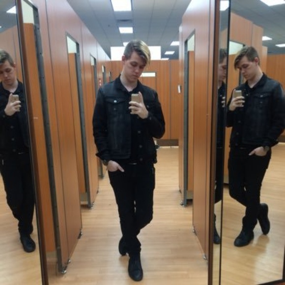 Meet The Posher - Picture 1 of 1